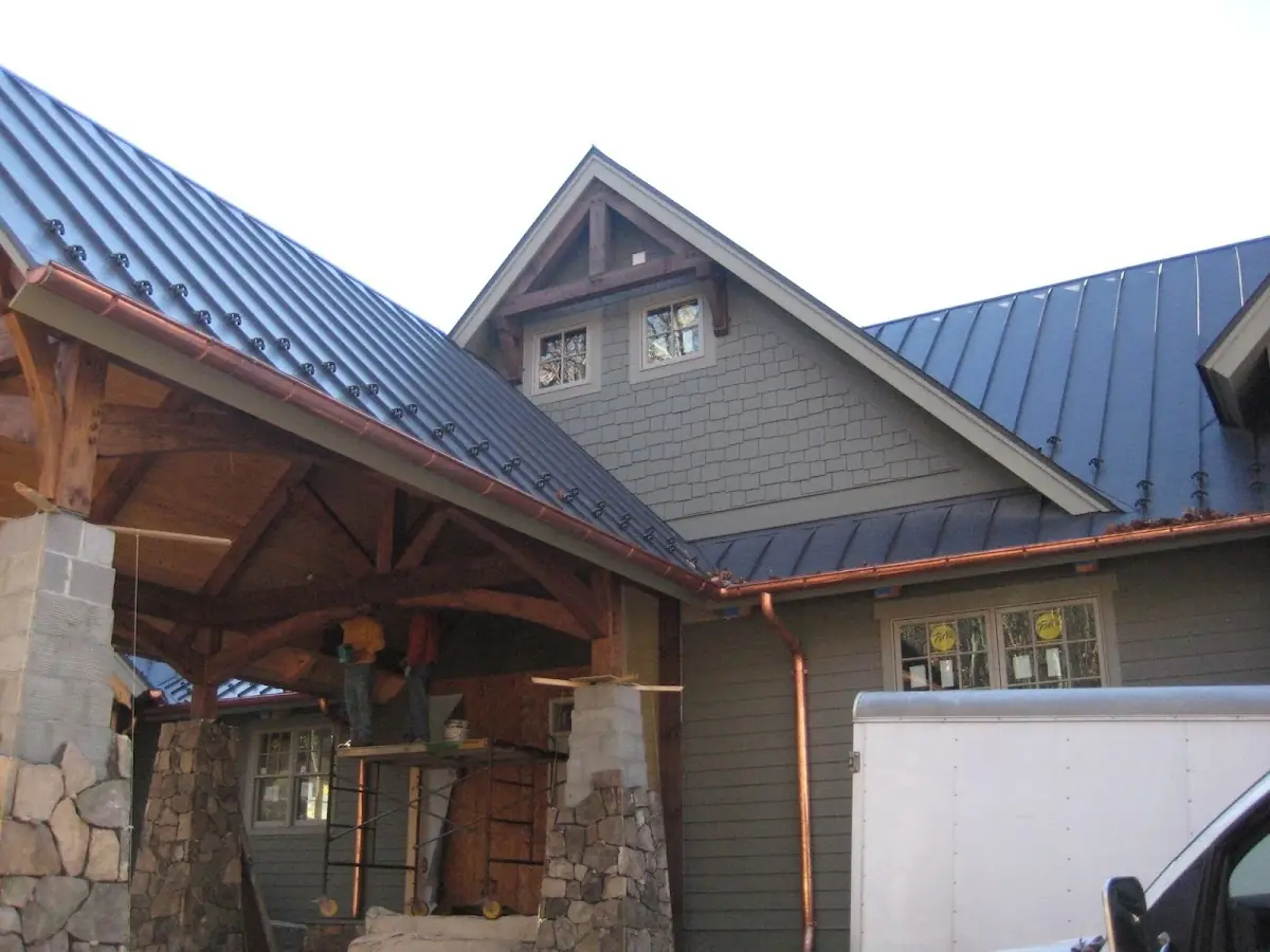 Craftsman Roofing team delivering quality roofing work in Enola